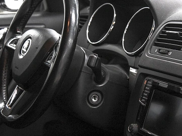 Skoda Yeti, 2015г, полный привод, робот