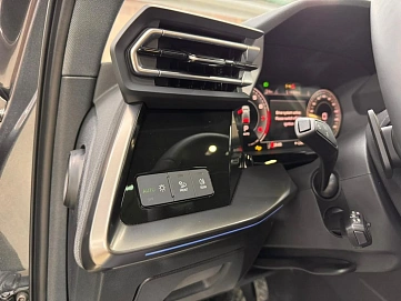 Audi , 2025г., передний привод, робот