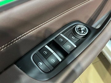 Xcite X-Cross 8, 2024г, полный привод, робот