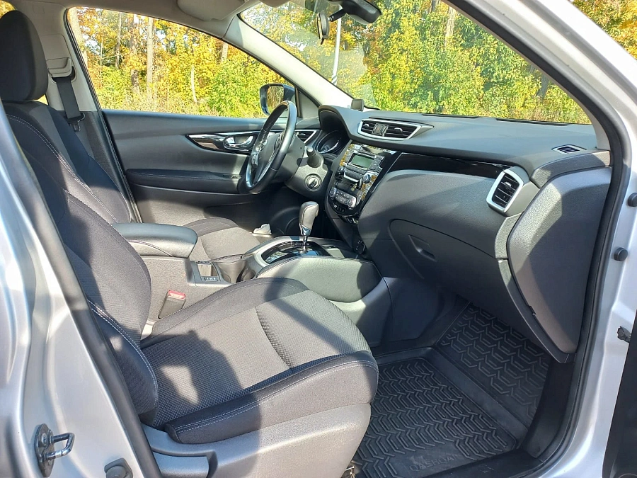 Nissan Qashqai, 2017г., передний привод, вариатор
