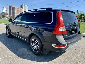 Volvo XC70, 2011г, передний привод, автомат