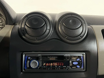 Renault Logan, 2010г, передний привод, механика