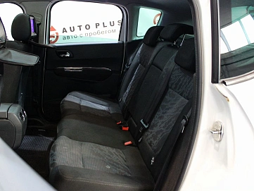 Peugeot 3008, 2010г, передний привод, автомат