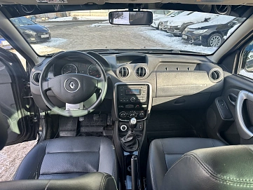 Renault Duster, 2012г, полный привод, автомат