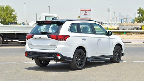 Mitsubishi Outlander, 2022г, полный привод, вариатор