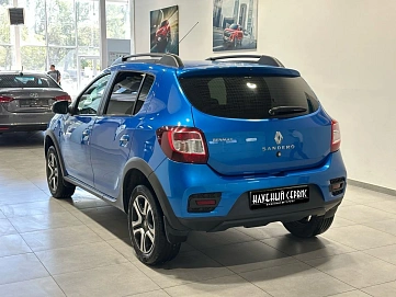 Renault , 2019г., передний привод, вариатор