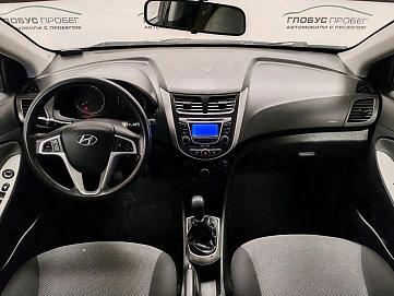 Hyundai Solaris, 2011г., передний привод, механика