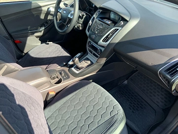 Ford Focus, 2013г, передний привод, механика