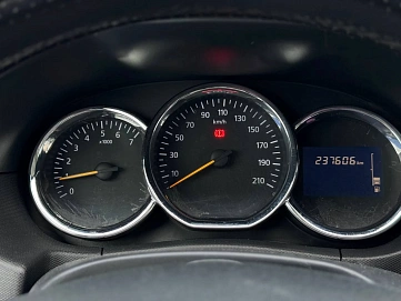 Renault Duster, 2017г, полный привод, механика