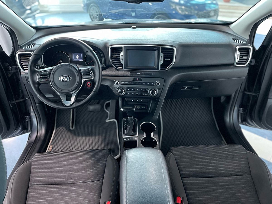 Kia Sportage, 2017г., передний привод, автомат