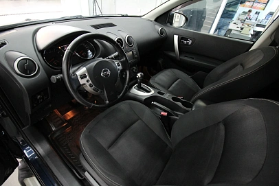 Nissan Qashqai, 2012г, передний привод, вариатор