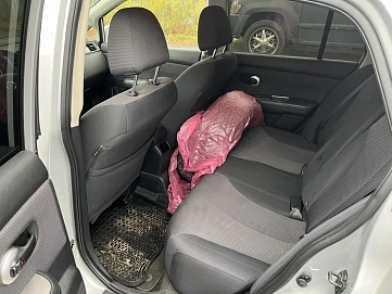 Nissan Tiida, 2008г, передний привод, автомат