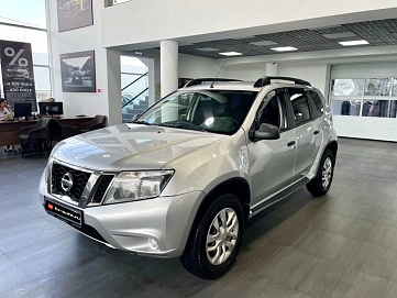 Nissan Terrano, 2015г, передний привод, механика