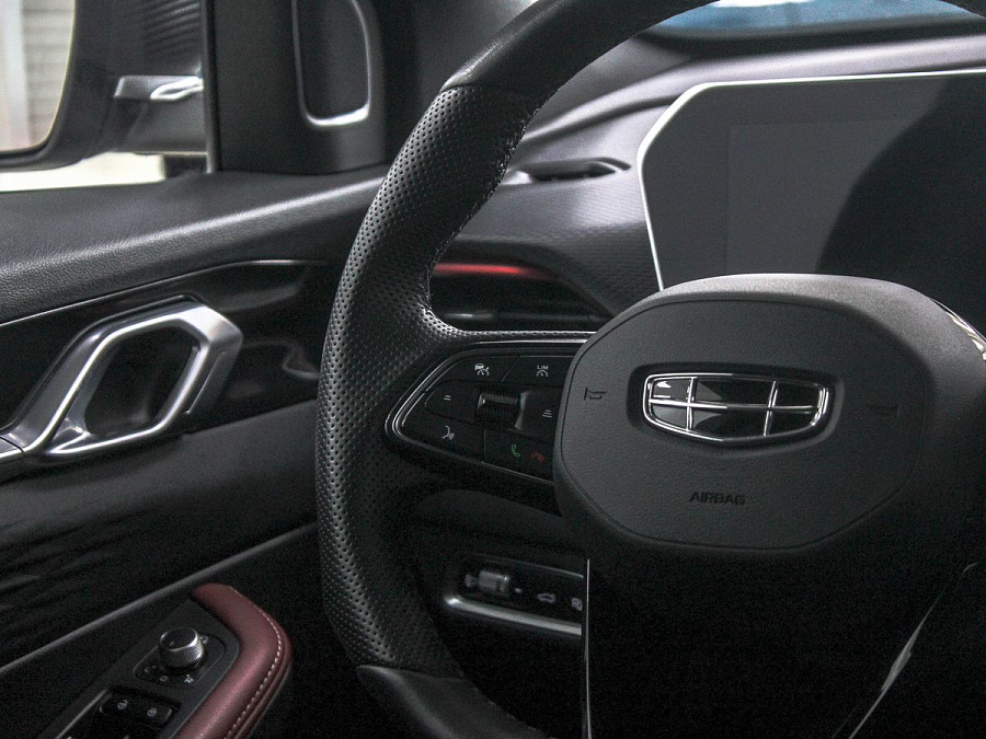 Geely Coolray, 2023г., передний привод, робот