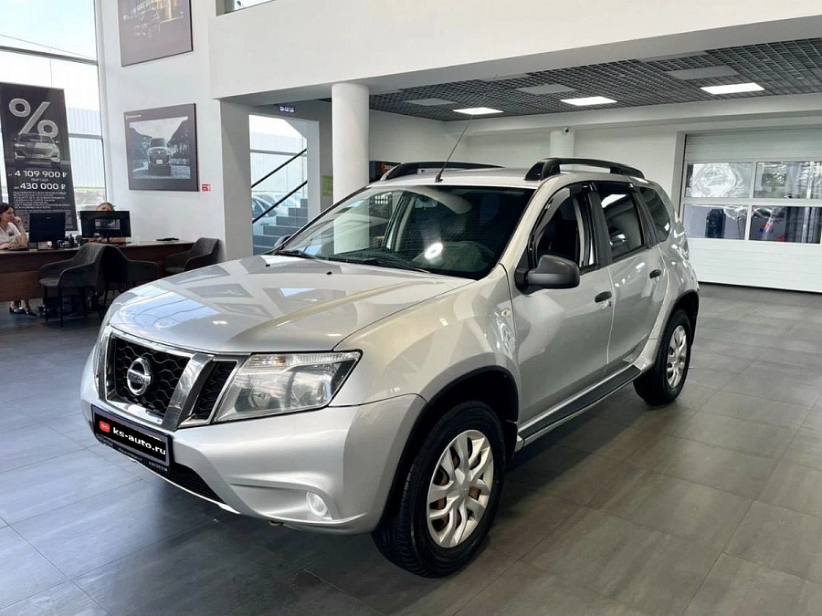 Nissan Terrano, 2015г., передний привод, механика
