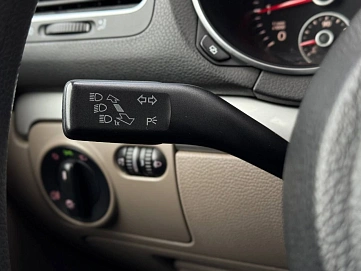 Volkswagen Golf, 2010г, передний привод, робот