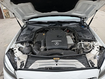 Mercedes-Benz C-Класс, 2018г, задний привод, автомат