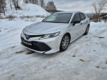 Toyota Camry, 2020г, передний привод, вариатор