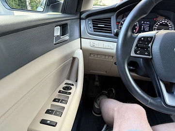 Hyundai Sonata, 2019г, передний привод, автомат