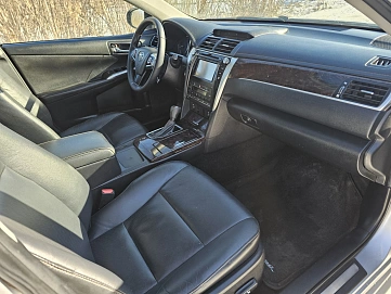 Toyota Camry, 2015г, передний привод, автомат