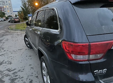 Jeep Grand Cherokee, 2011г, полный привод, автомат