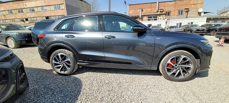 Audi Q5, 2025г, полный привод, робот