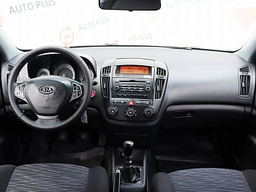 Kia Ceed, 2008г, передний привод, механика