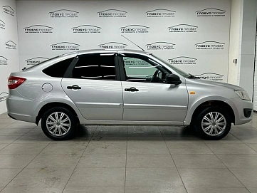 Lada (ВАЗ) Granta, 2016г, передний привод, механика