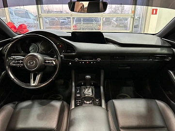 Mazda 3, 2021г, передний привод, автомат