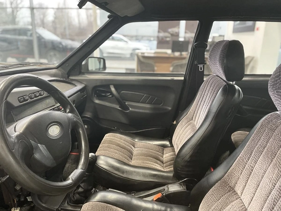 Lada (ВАЗ) 2114, 2005г., передний привод, механика