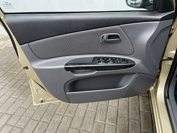 Kia Rio, 2009г, передний привод, механика