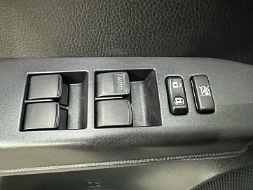 Toyota RAV4, 2018г, полный привод, вариатор