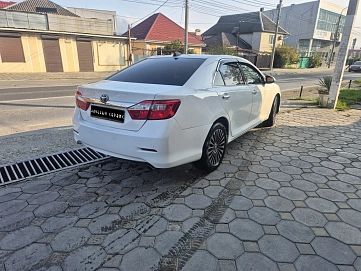 Toyota Camry, 2012г, передний привод, автомат