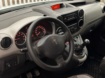 Peugeot Partner, 2012г, передний привод, механика