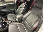 Hyundai Kona, 2018г., передний привод, робот