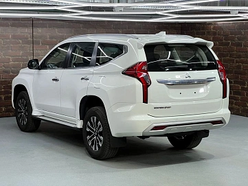 Mitsubishi Montero Sport, 2023г, полный привод, автомат