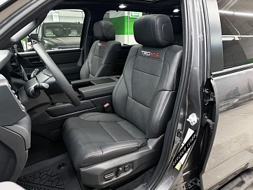 Toyota Sequoia, 2025г, полный привод, автомат