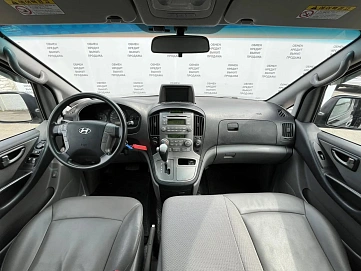 Hyundai Grand Starex, 2011г., задний привод, автомат