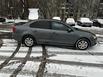 Volkswagen Jetta, 2012г, передний привод, робот