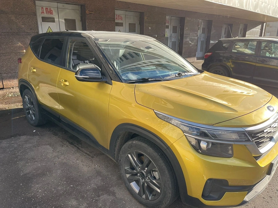 Kia Seltos, 2020г., передний привод, робот