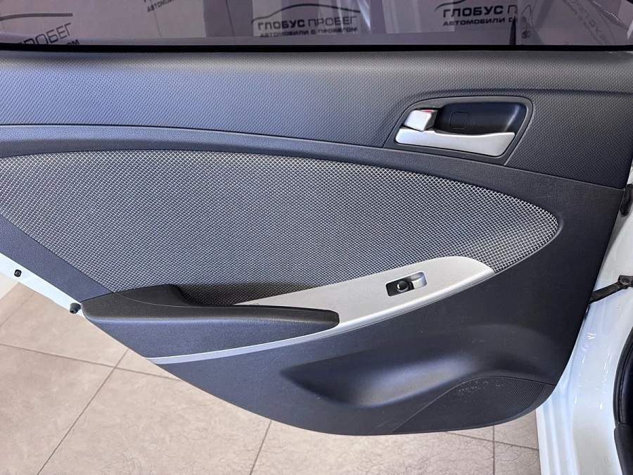 Hyundai Solaris, 2014г., передний привод, механика