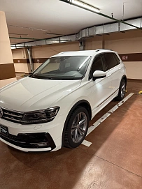 Volkswagen Tiguan, 2020г, полный привод, робот