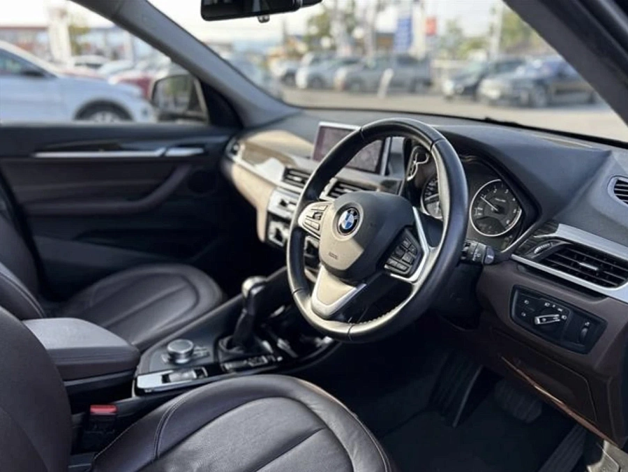 BMW X1, 2018г., передний привод, робот