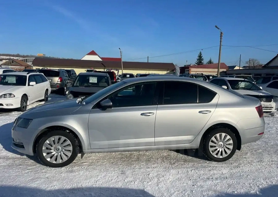 Skoda Octavia, 2017г., передний привод, робот