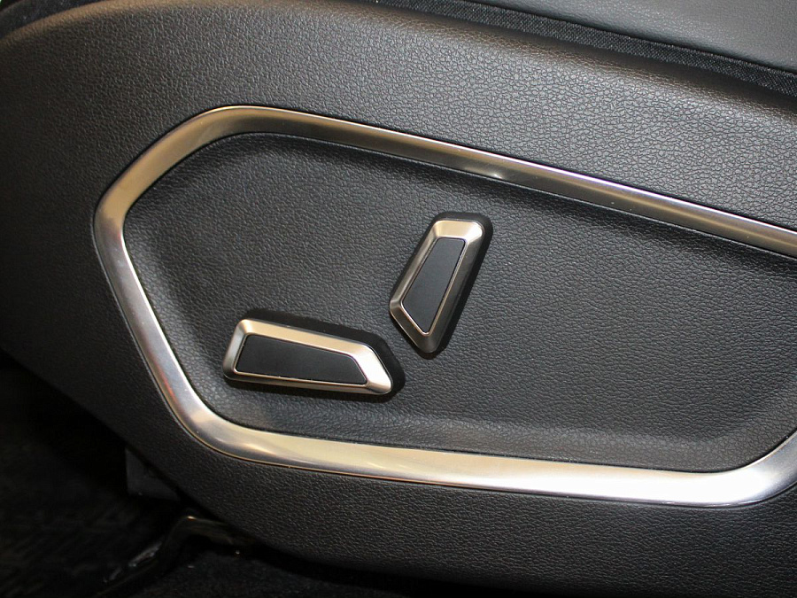Geely Atlas Pro, 2023г., передний привод, автомат