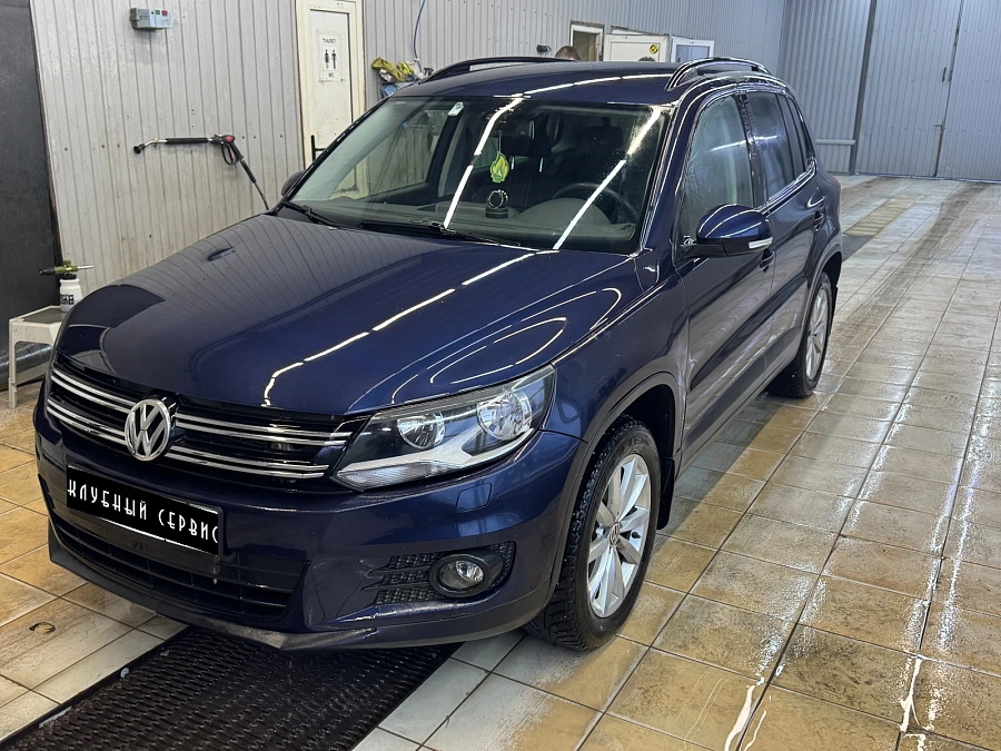 Volkswagen Tiguan, 2016г., полный привод, автомат