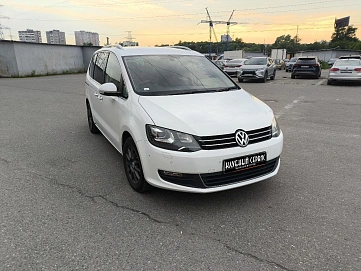 Volkswagen Sharan, 2014г, передний привод, робот