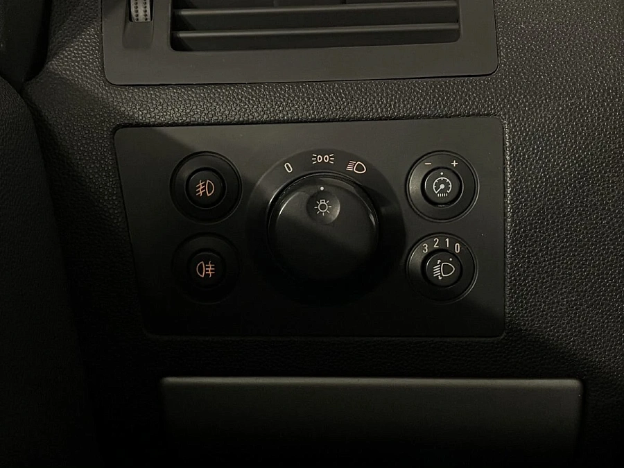 Opel Zafira, 2010г., передний привод, механика