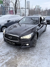 Infiniti Q50, 2015г, задний привод, автомат