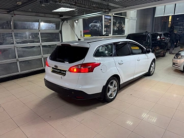 Ford Focus, 2013г, передний привод, механика